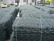 4mm Stone Cage Wire Mesh Woven Into Honeycomb Or Twisted Shaped