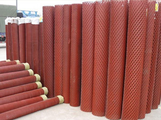 RAL Colors شبكة ألواح الصلب الموسعة 50 * 100 مم لحفرة الأساس الداعمة للخرسانة المرشوشة